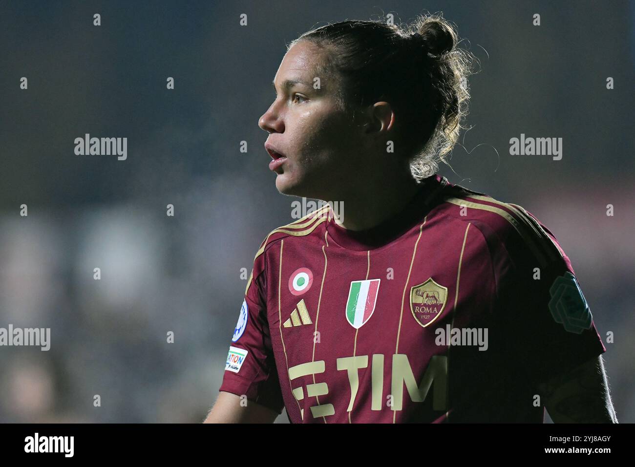 Roma, Lazio. 13 novembre 2024. Elena Linari dell'AS Roma durante la WomenÕs partita di Champions League tra Roma Women e Olympique Lyonnais Woman allo stadio tre Fontane di Roma, 13 novembre 2024. Crediti: massimo insabato/Alamy Live News Foto Stock