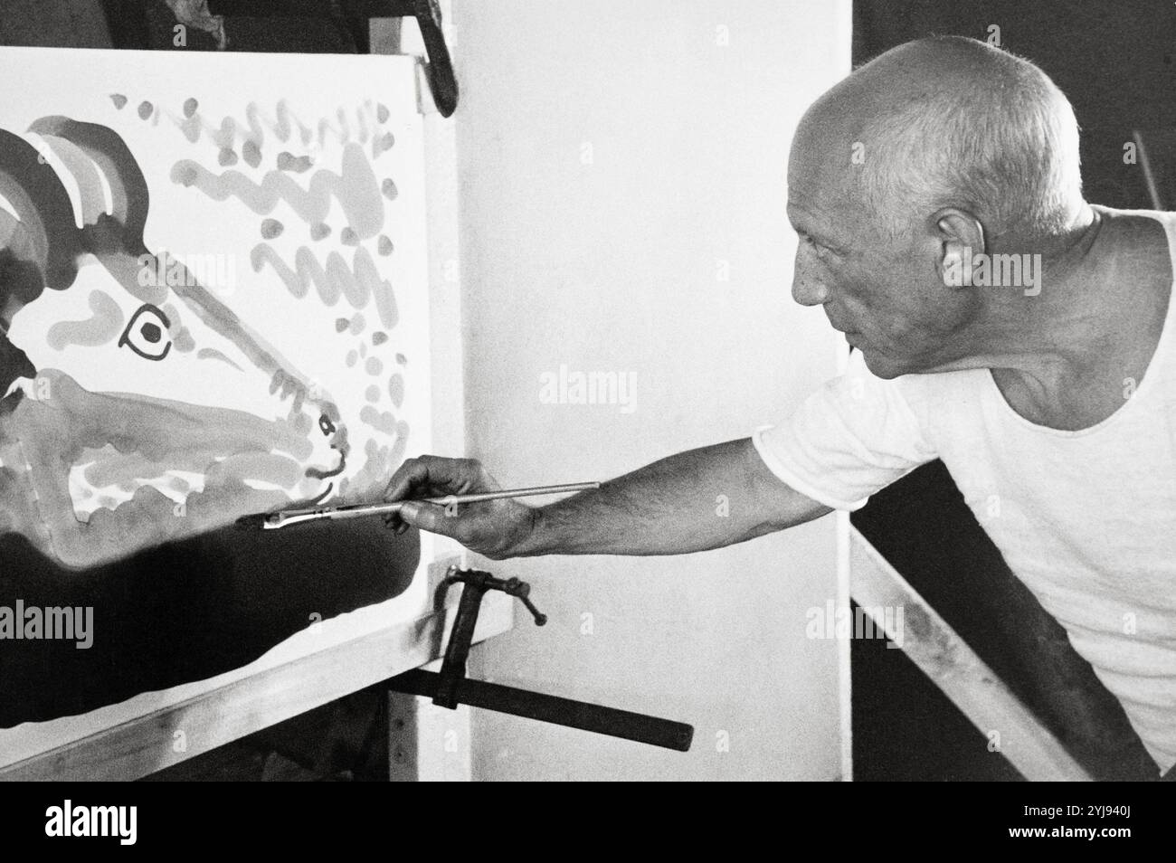Pablo Ruiz Picasso (1881-1973). Escena del reportaje El misterio Picasso, 1956, dirigido por Henri-George Clouzot. Foto Stock