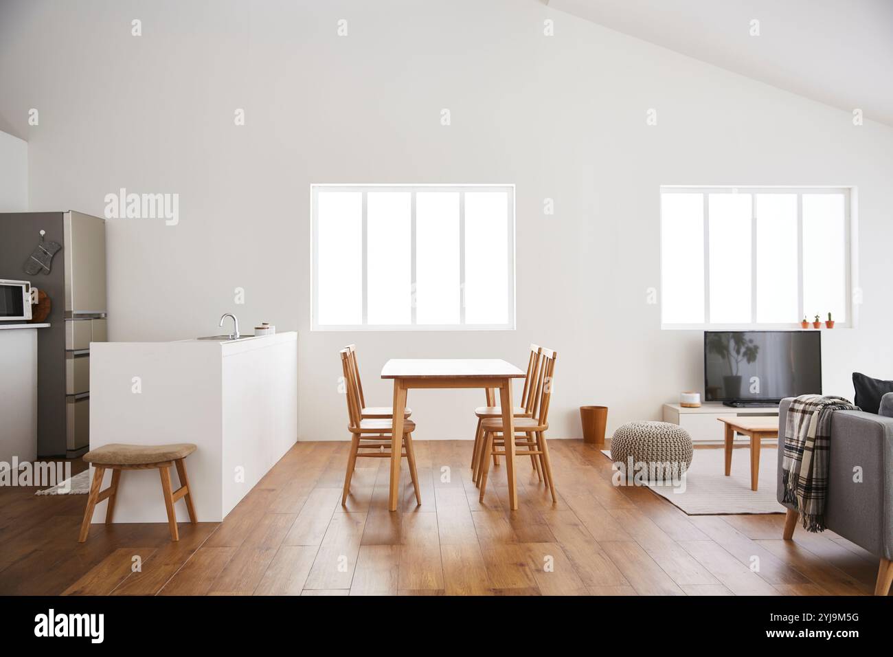 Cucina, sala da pranzo e soggiorno Foto Stock