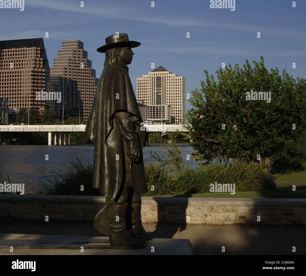 Stevie Ray Vaughan (1954-1990). Y Guitarrista cantante estadounidense. Memorial de Stevie Ray Vaughan, 1994, obra de Ralph Helmick (n.1952). Austin. Estado de Texas. Estados Unidos. Foto Stock
