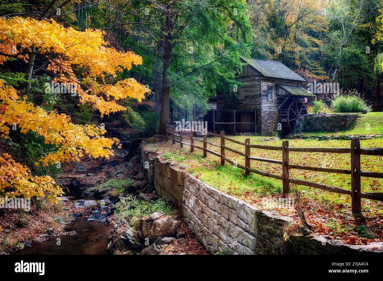 Little Grist Mill nella Cuttalosa Valley, Bucks County, Pennsylvania Foto Stock