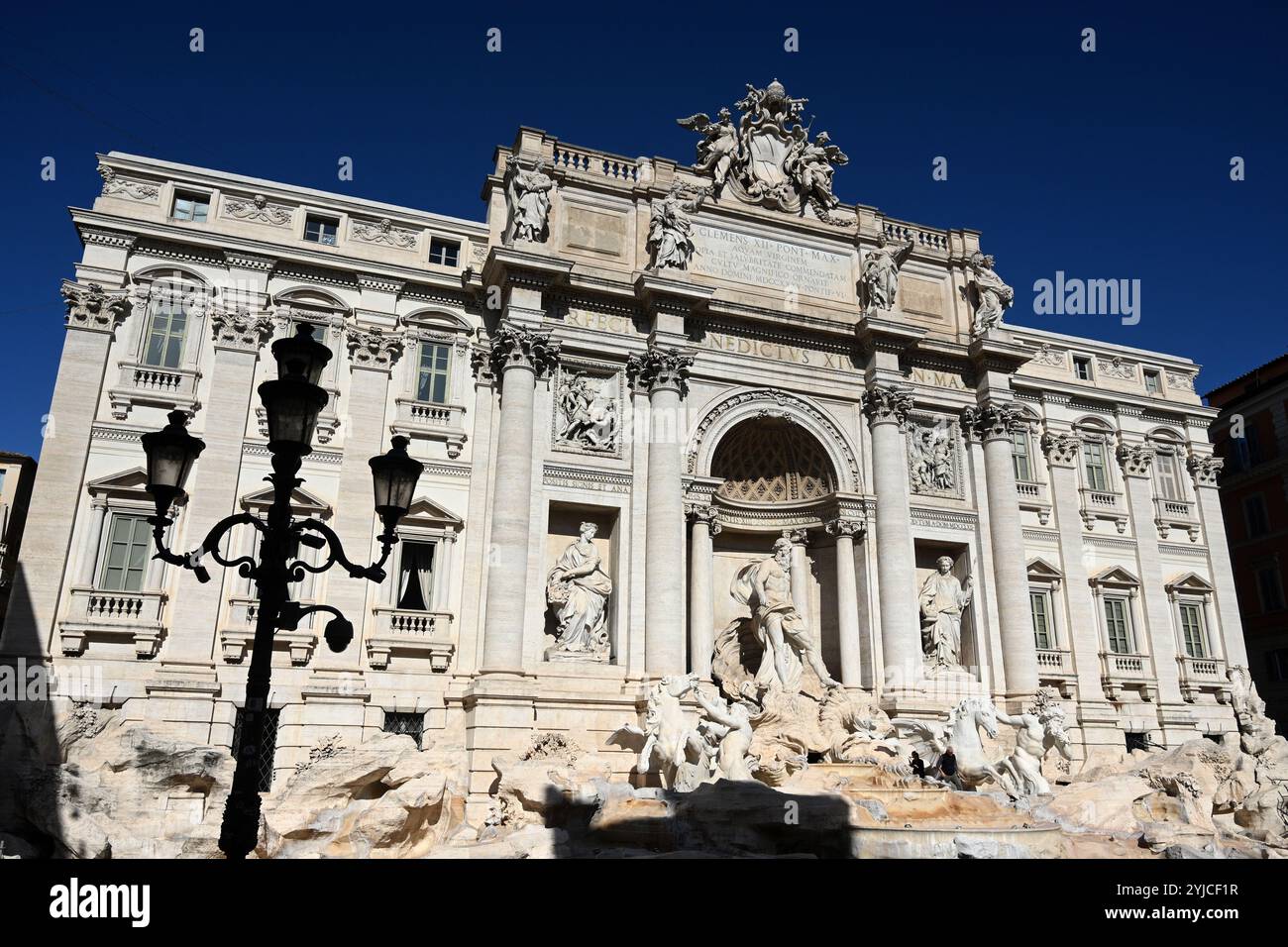 Roma, Italia - 30 ottobre 2024: Fontana di Trevi a Roma. Foto Stock