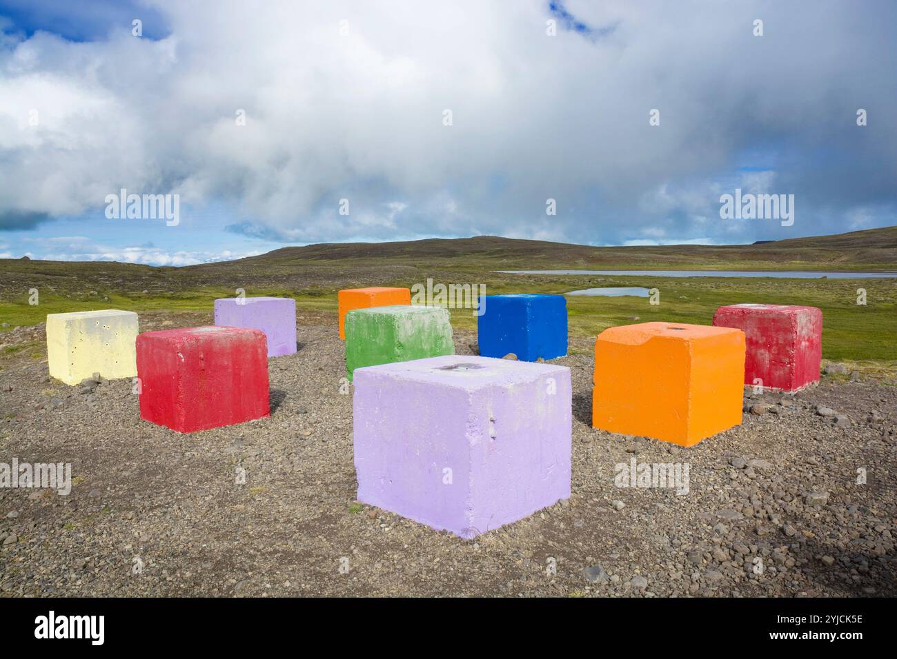 Montagna pesante - un'opera d'arte dell'artista locale Davíð fra Davíðsstaðir, Egilsstaðir, Islanda Foto Stock