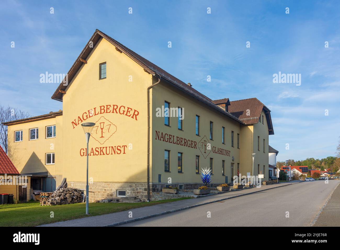 Brand-Nagelberg: casa di Nagelberger Glaskunst (arte vetraria) a Waldviertel, Niederösterreich, bassa Austria, Austria Foto Stock