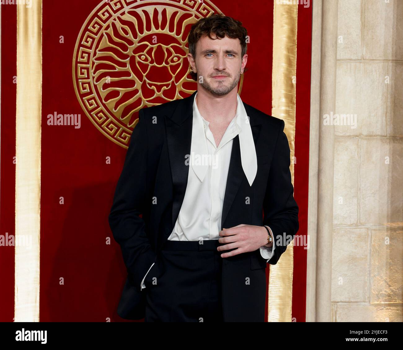 Paul Mescal partecipa a The Gladiator II The Royal Film Performance e Global Premiere all'Odeon Luxe di Leicester Square, Londra. Foto Stock