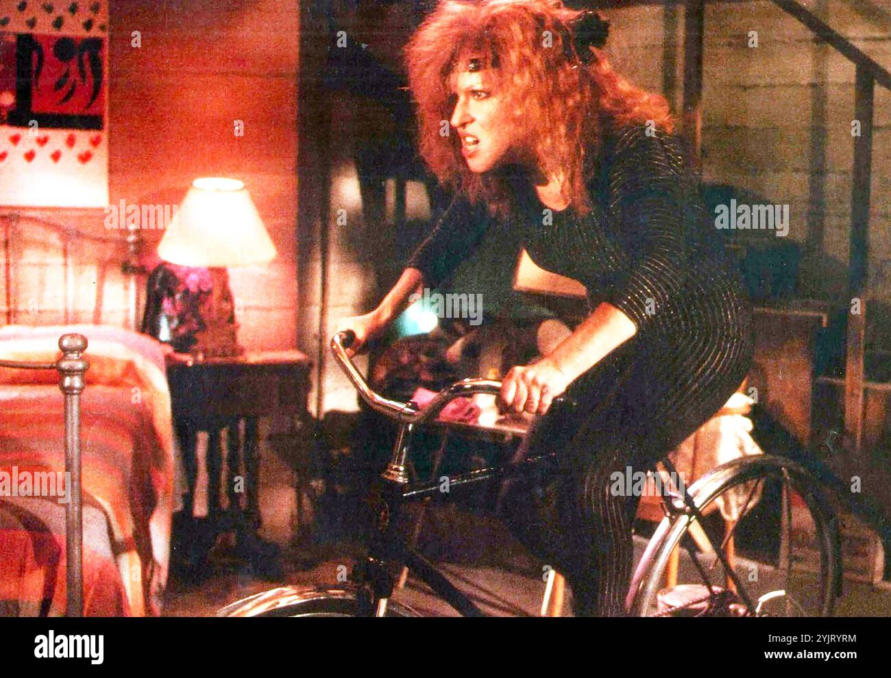 RUTHLESS PEOPLE 1986 Buena Vista Distribution film con Bette Midler nel ruolo di Barbara Stone Foto Stock