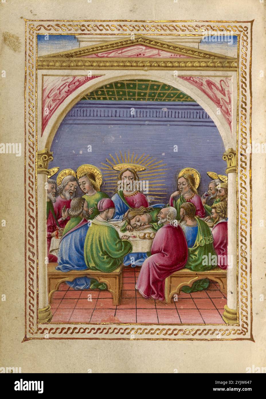 L'ultima cena; ore Gualenghi-d'Este, circa 1469. Informazioni aggiuntive: Una delle miniature più coinvolgenti dei suffragi presenta l'ultima cena. All'interno di un edificio in marmo in stile rinascimentale, gli apostoli siedono intorno a un tavolo con Gesù. San Giovanni Evangelista posa la testa sul tavolo, un riferimento a un passaggio dei Vangeli dove l'apostolo più amato di Gesù è descritto come "appoggiato al seno di Gesù". La maggior parte dei suffragi sono preghiere dedicate a un santo specifico; la preghiera e la miniatura qui osservate sono inusuali per concentrarsi su un evento. Foto Stock