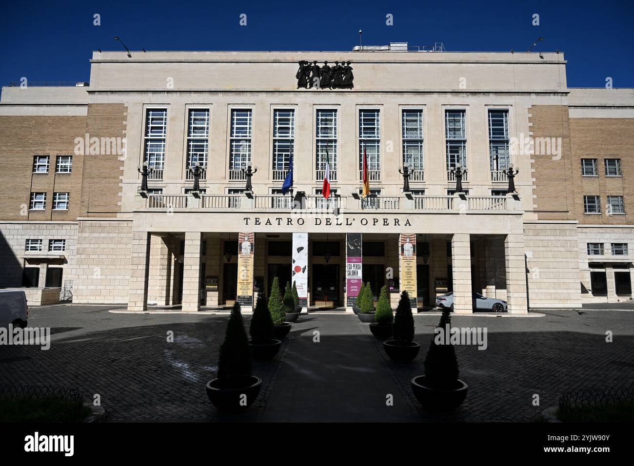 Roma, Italia - 3 novembre 2024: Teatro dell'Opera di Roma. Foto Stock