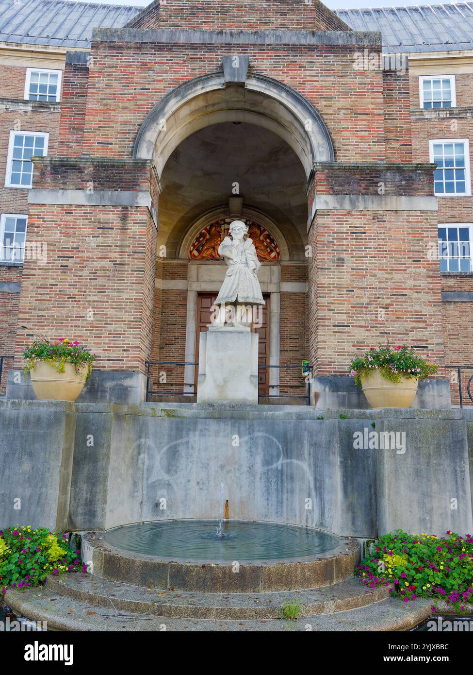 Fountain and the, Elizabethan Seaman Statue, Bristol City Hall, Bristol, Inghilterra, REGNO UNITO, REGNO UNITO. Foto Stock