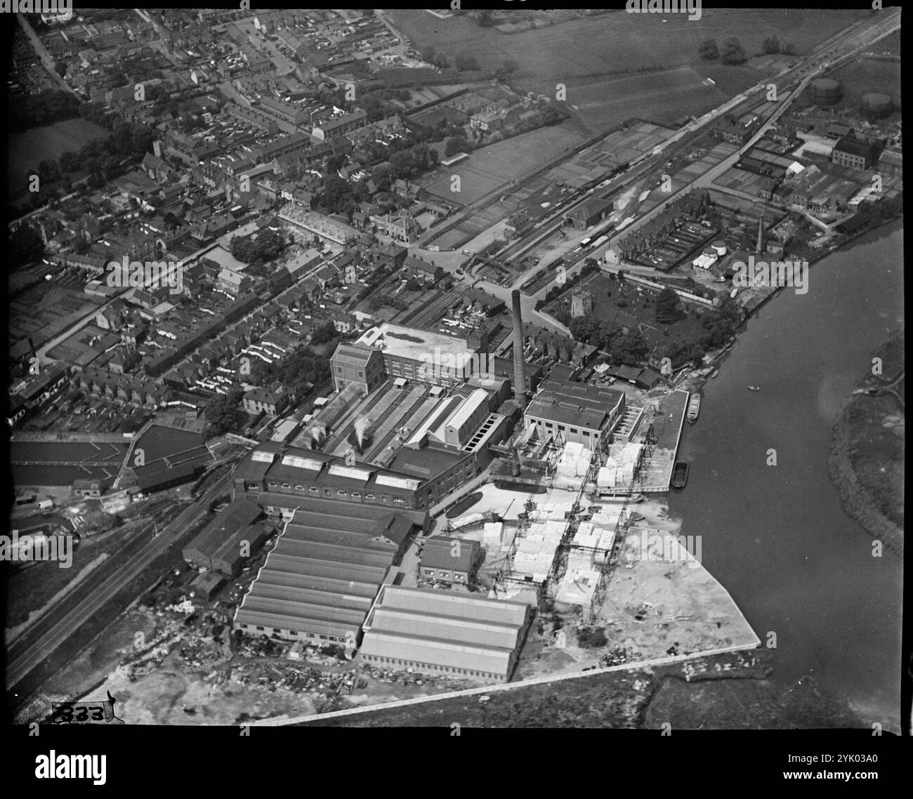 C Townsend Hook and Co Snodland Paper Mill and environs, Snodland, Kent, c1930. Foto Stock