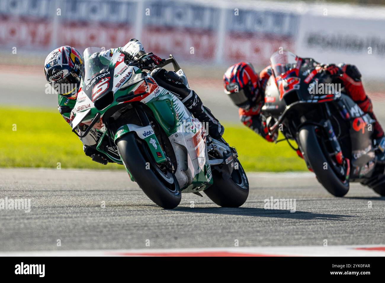 Circuito di Barcellona, Barcellona, Catalogna, Spagna. 16 novembre 2024. 2024 MotoGP Motul Solidarity Grand Prix di Barcellona, giornata di qualificazione; Johann Zarco della LCR Honda durante la sessione di qualificazione Credit: Action Plus Sports/Alamy Live News Foto Stock