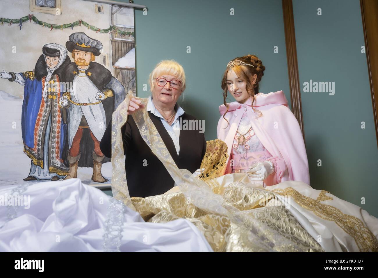 La mostra invernale tre nocciole per Cenerentola inizia il 21 novembre. Il castello di Moritzburg è stato trasformato in un castello da favola per la tredicesima volta Foto Stock