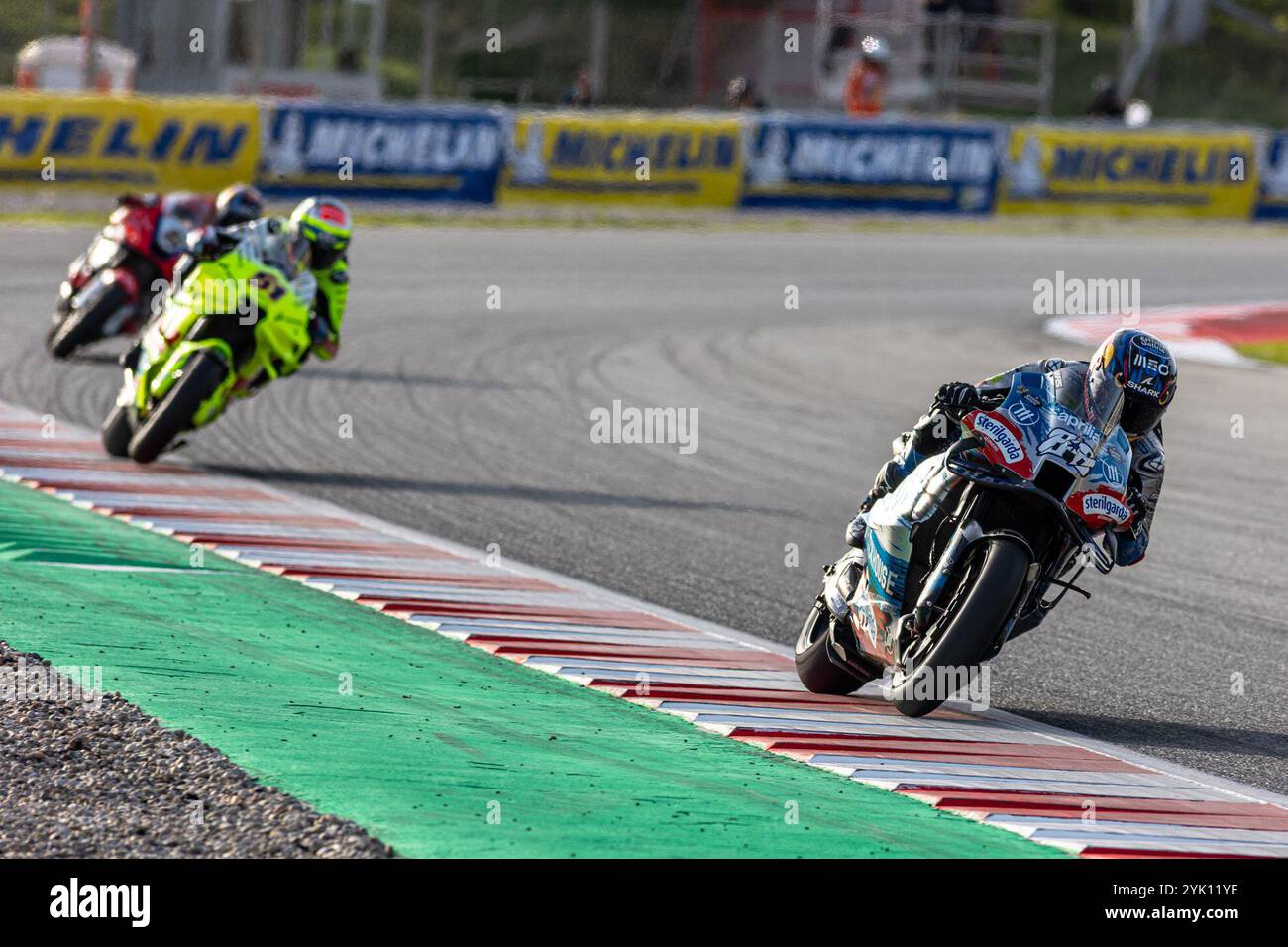 Circuito di Barcellona, Barcellona, Catalogna, Spagna. 16 novembre 2024. 2024 MotoGP Motul Solidarity Grand Prix di Barcellona, giornata di qualificazione; Miguel Oliveira della Trackhouse Racing durante la Sprint Race credito: Action Plus Sports/Alamy Live News Foto Stock