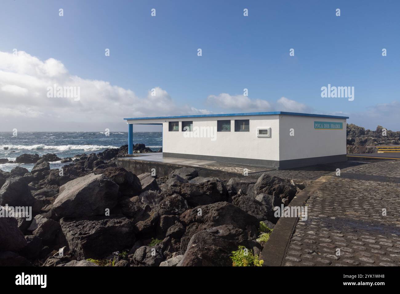 La città di Velas è una delle più antiche comunità insediate sull'isola di Sao Jorge, nelle Azzorre. Foto Stock