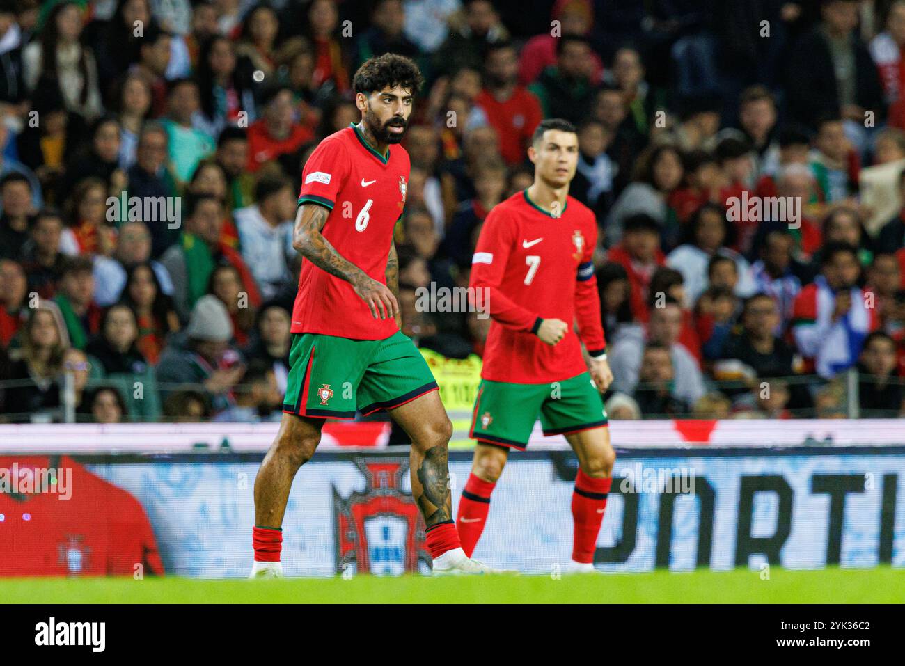 Samu visto durante la partita della UEFA Nations League tra le squadre nazionali di Portogallo e Polonia allo stadio do Dragao (Maciej Rogowski) Foto Stock