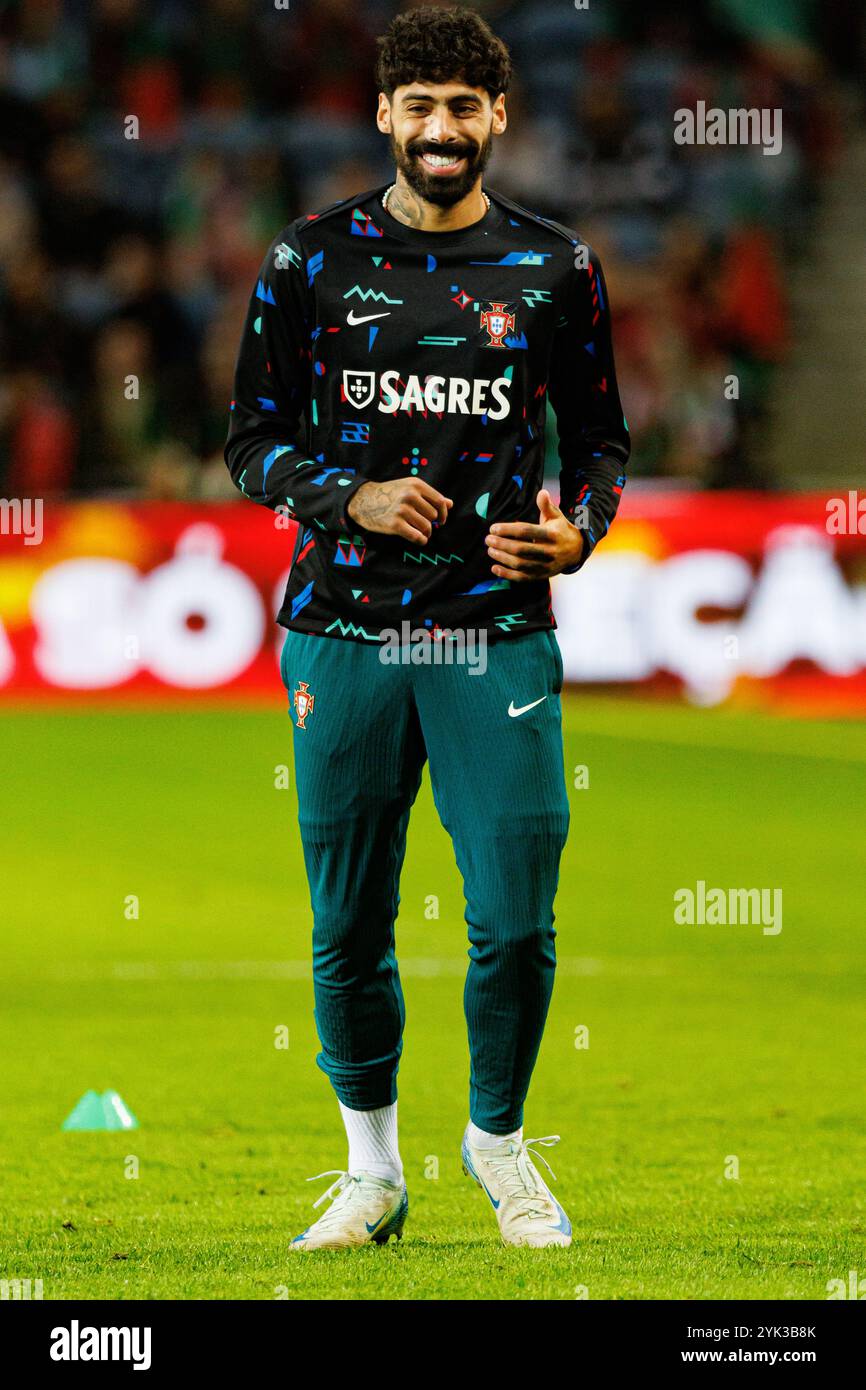 Samu visto durante la partita della UEFA Nations League tra le squadre nazionali di Portogallo e Polonia allo stadio do Dragao (Maciej Rogowski) Foto Stock