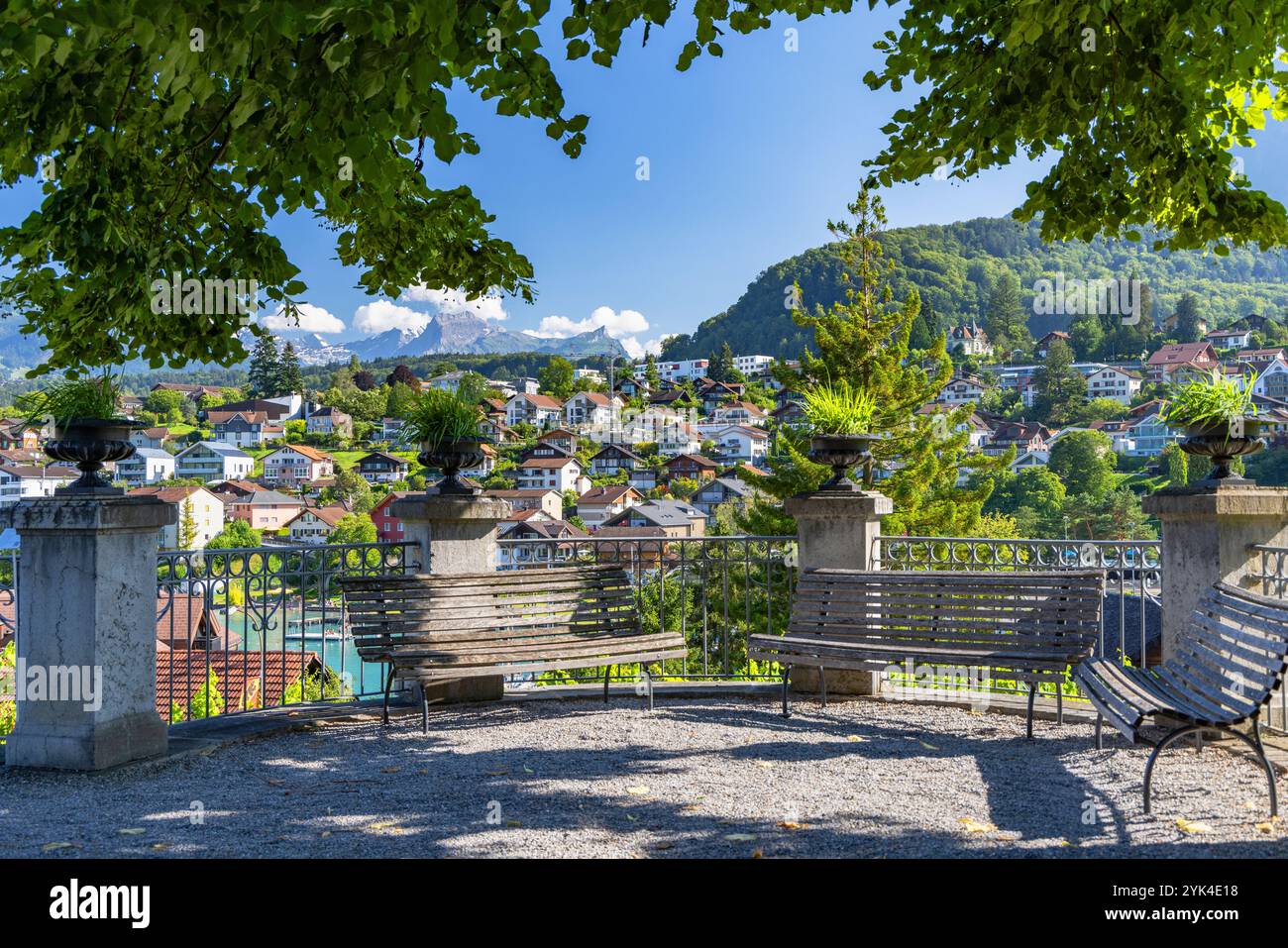 Terreni del Castello di Spiez, Spiez, Cantone di Berna, Svizzera Foto Stock
