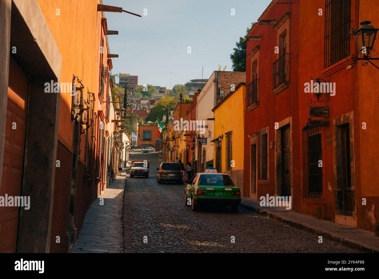 Un bel tratto nel mezzo di una città messicana chiamata San Miguel Allende, messico - 2 settembre 2024. Foto di alta qualità Foto Stock