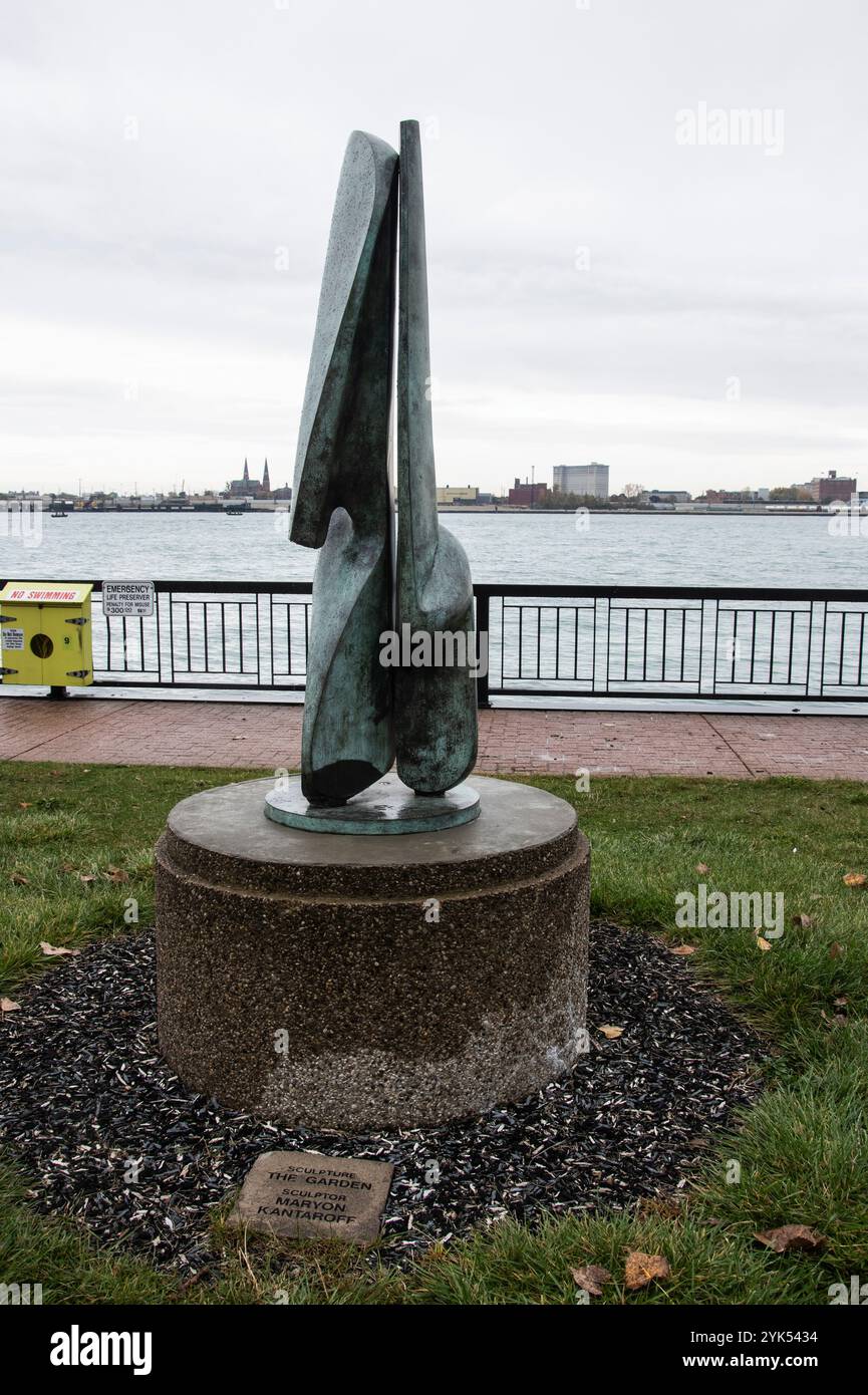 Scultura The Garden al parco Windsor Sculpture Garden di Windsor, Ontario, Canada Foto Stock