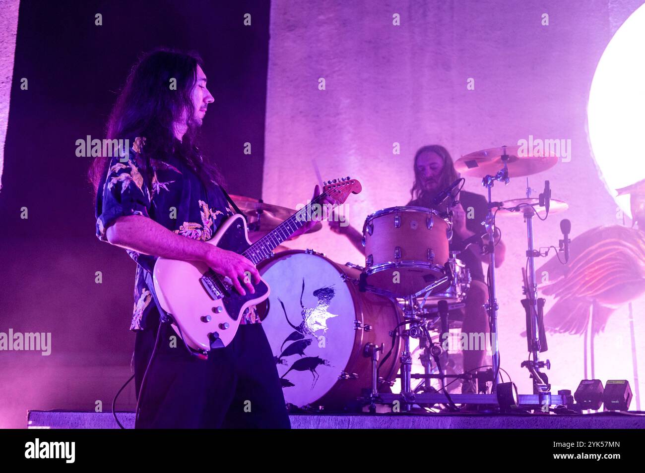 16 novembre 2024: Stéphane 'Neige' Paut si esibisce con Alcest ad Alcatraz a Milano Foto Stock