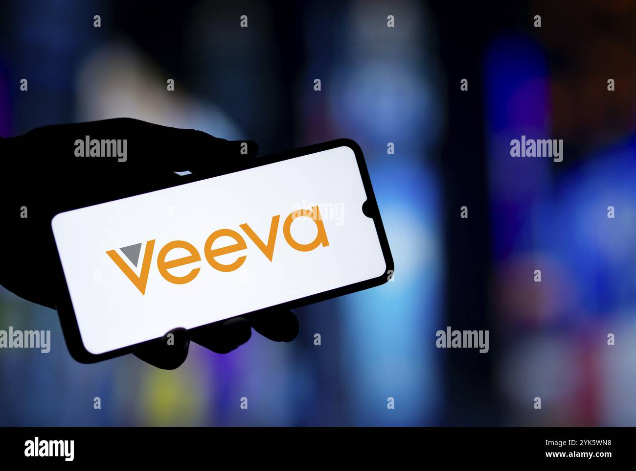 Il logo Veeva Systems viene visualizzato sullo smartphone. Veeva Systems Inc è un'azienda statunitense di cloud computing Foto Stock