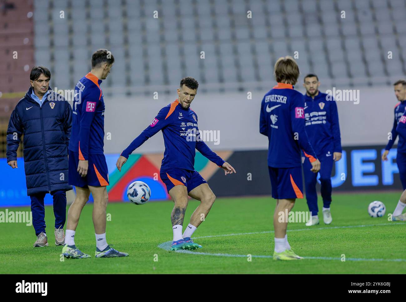 Spalato, Croazia. 17 novembre 2024. Ivan Perisic durante una sessione di allenamento in Croazia allo stadio Poljud di Spalato, Croazia, il 17 novembre 2024, in vista della partita di UEFA Nations League contro il Portogallo. Foto: Ivana Ivanovic/PIXSELL credito: Pixsell/Alamy Live News Foto Stock