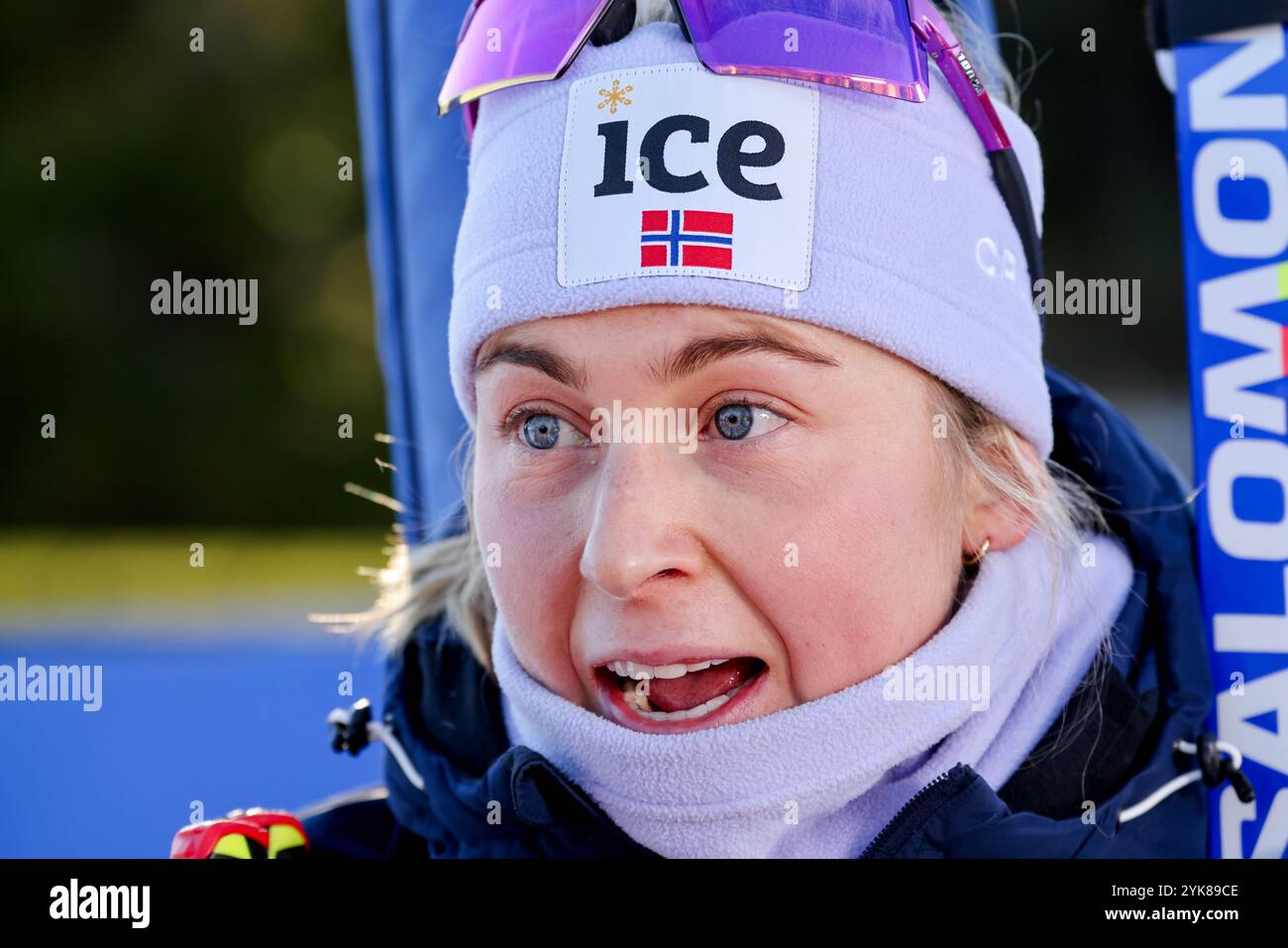 Sjusjoen 20241116. Ingrid Landmark Tandrevold dopo lo sprint in biathlon alla Sjusjoen Arena Natrudstilen. Foto: Geir Olsen / NTB Foto Stock