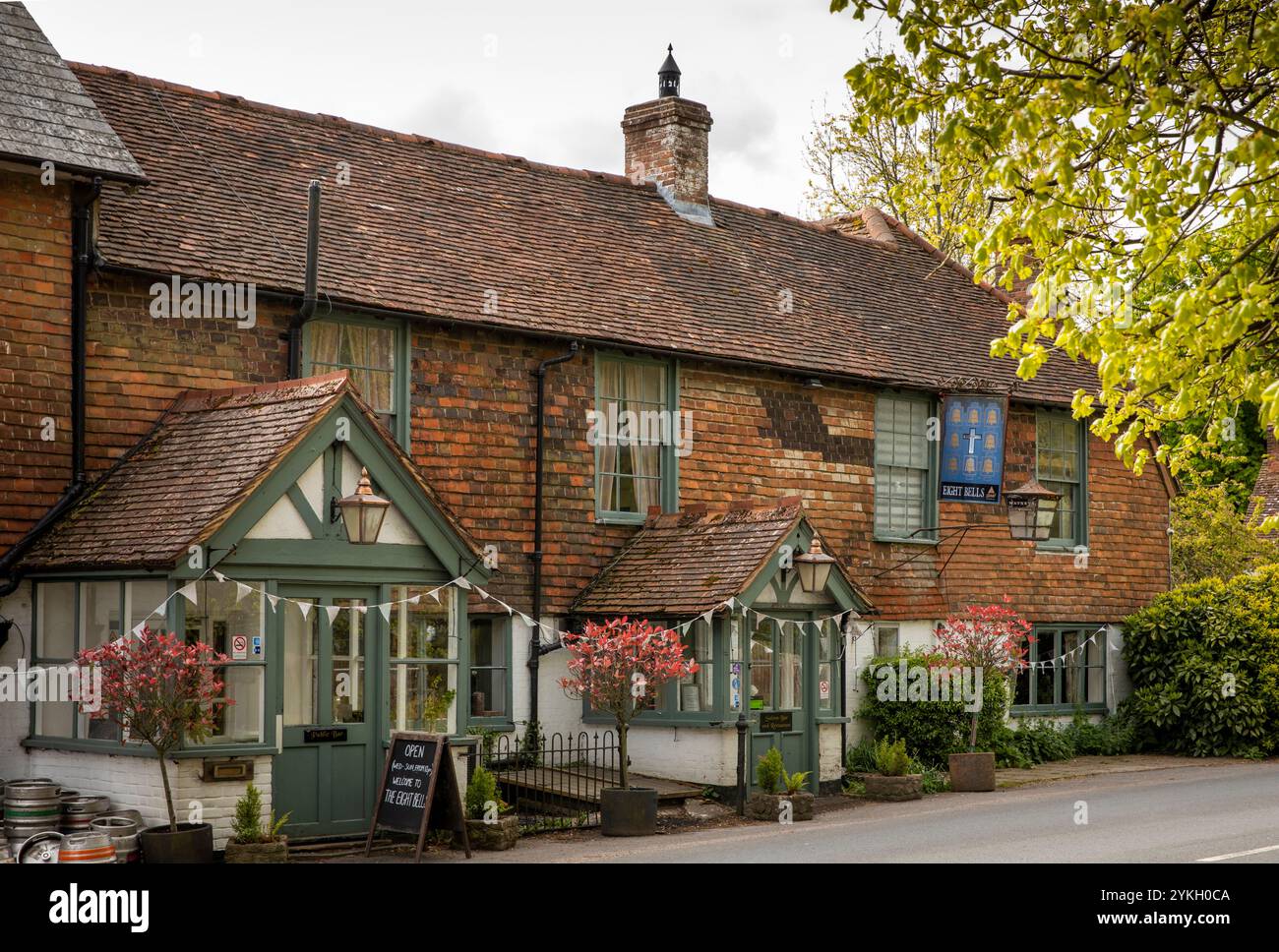 UK, Kent, Weald of Kent, Hawkhurst, The Moor, Eight Bells Inn Foto Stock
