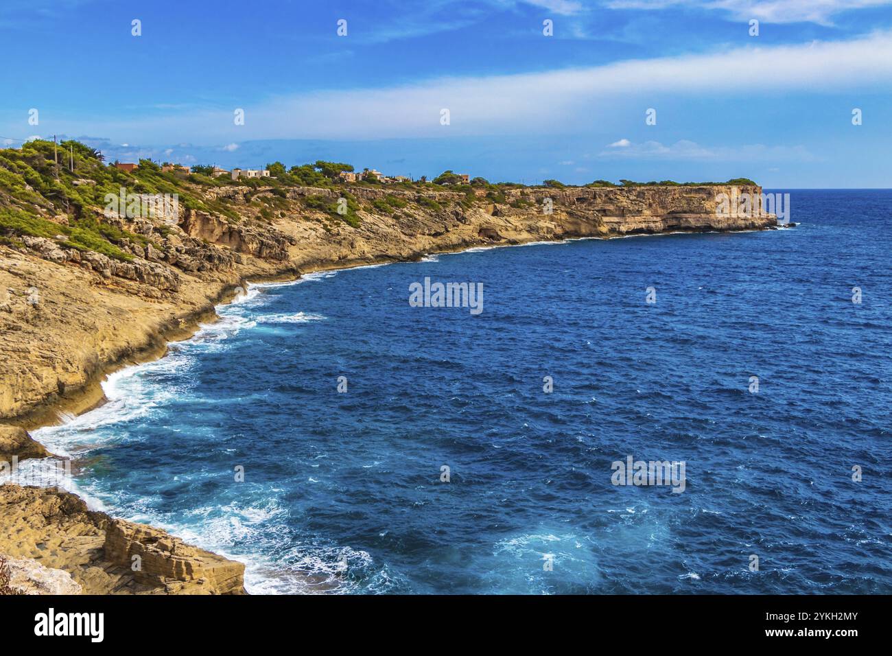 Scogliere e panorama della baia del Parc Natural de Mondrago a Maiorca, Isole Baleari, Spagna Foto Stock