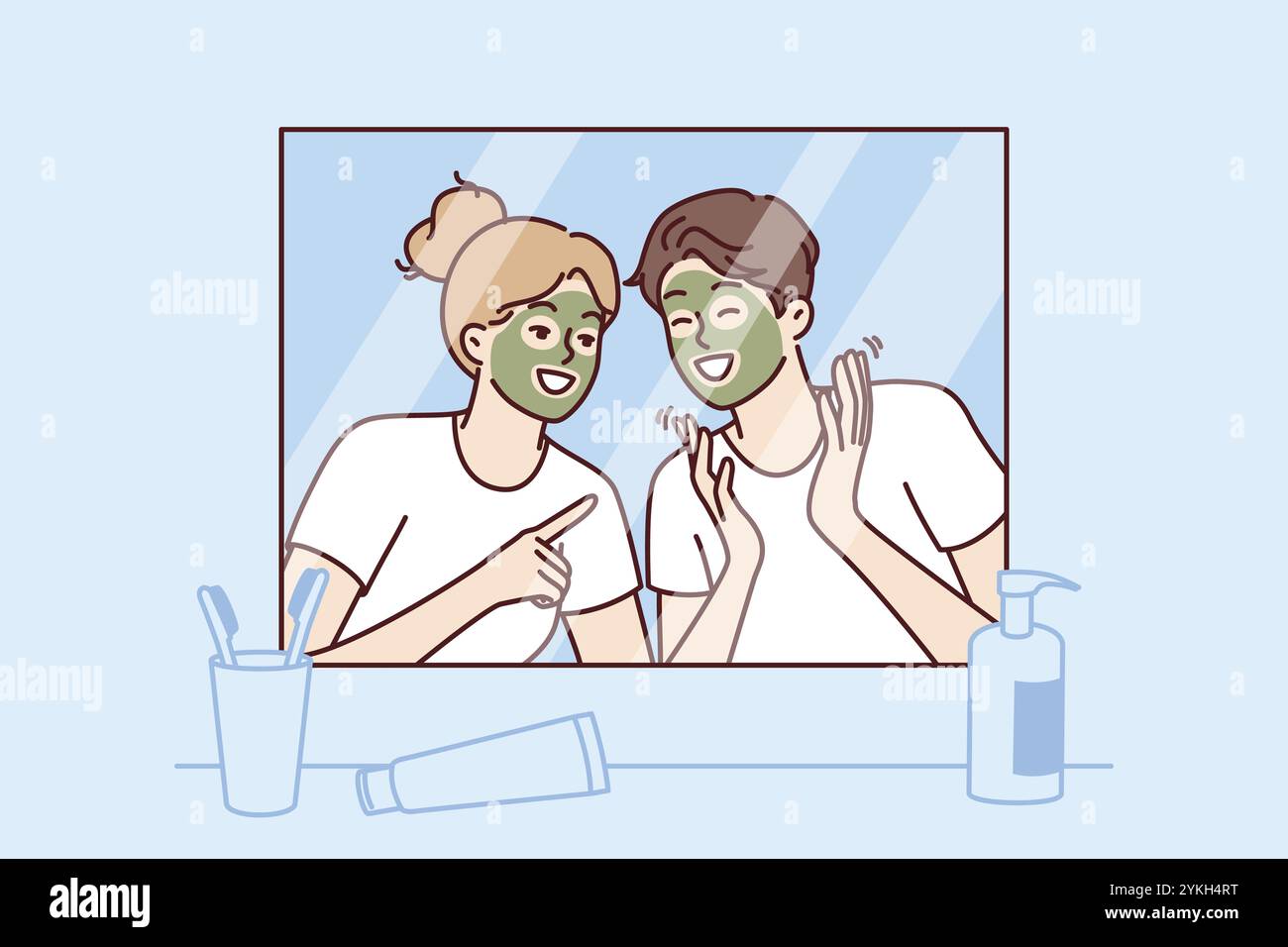 Coppia allegra con maschera ringiovanente sul viso guardare allo specchio e ridere godendo una vacanza congiunta. Mattina giovane uomo felice e donna con maschera per reju Foto Stock