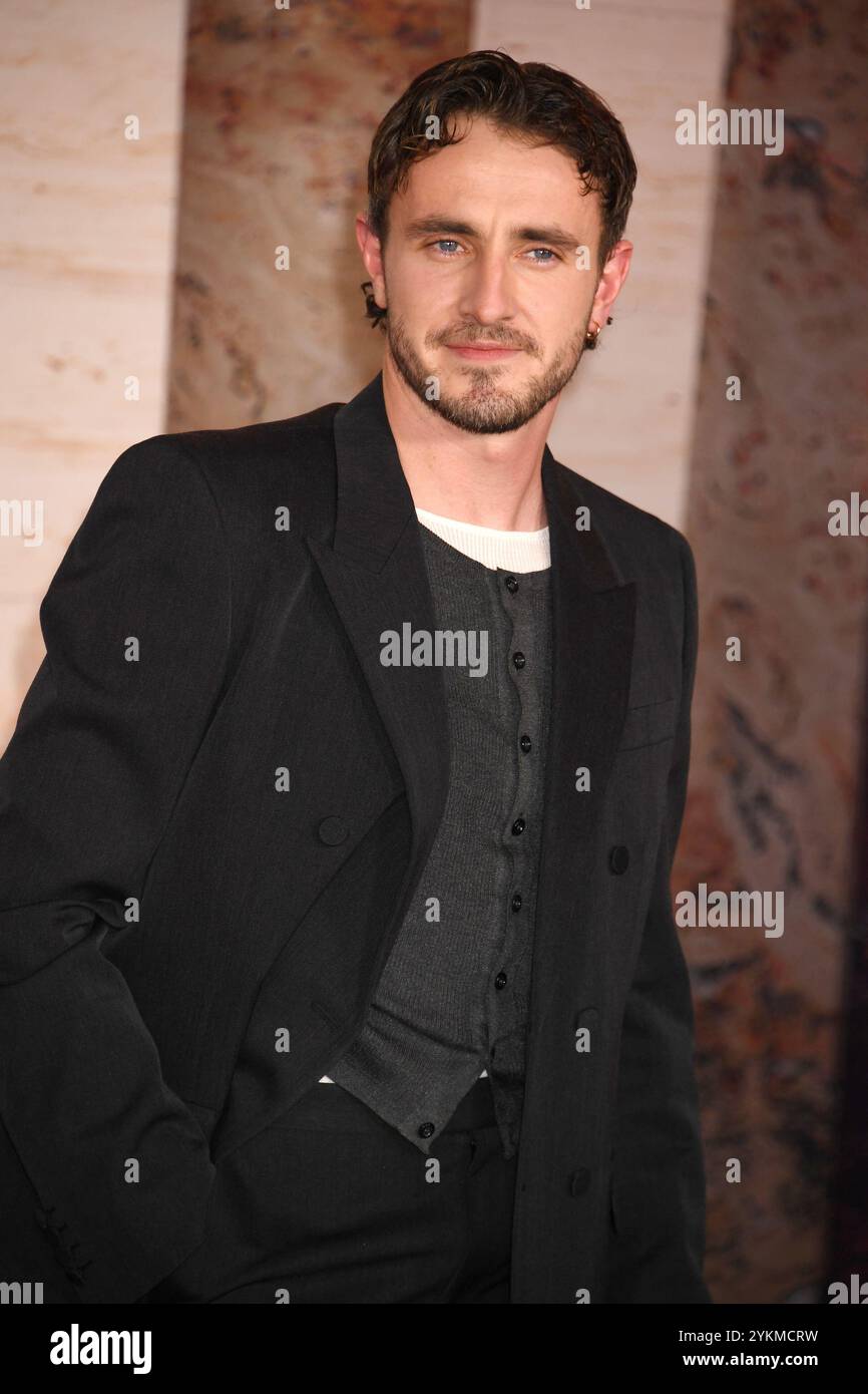 Hollywood, ca. 18 novembre 2024. Paul Mescal alla prima di Los Angeles di Gladiator II al TCL Chinese Theater di Hollywood, California, il 18 novembre 2024. Crediti: Jeffrey Mayer/Media Punch/Alamy Live News Foto Stock