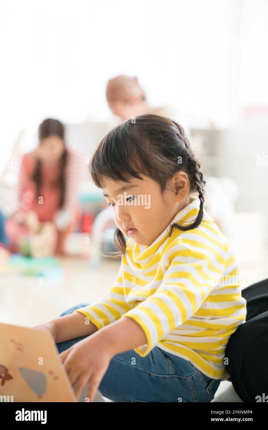 Ragazza della scuola materna Foto Stock