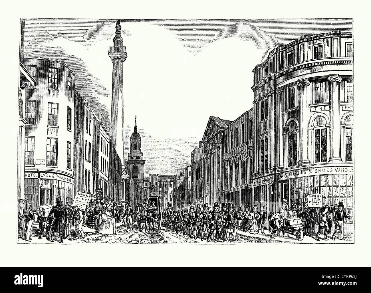 Un'antica incisione di una scena affollata a Fish Street Hill, Londra, Inghilterra, Regno Unito c.1700 - è tratta da un libro di storia vittoriana. Fish Street Hill conduceva a nord dal vecchio London Bridge, l'unico ponte della città sul Tamigi. Qui c'è una parata di una delle Brigate dei vigili del fuoco della città. Sullo sfondo si trova il Monumento (centro a sinistra) e la caratteristica torre della chiesa di San Magno Martire più in basso sulla strada. I numerosi negozi includevano un negozio di scarpe e stivali (a destra). Foto Stock