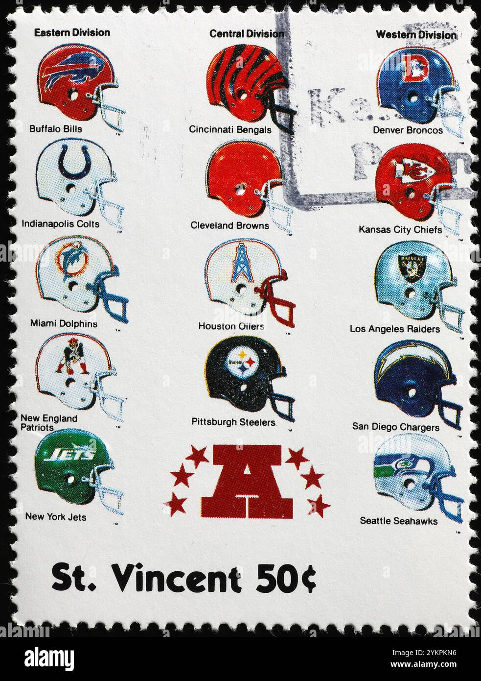 Caschi vintage NFL su francobollo Foto Stock