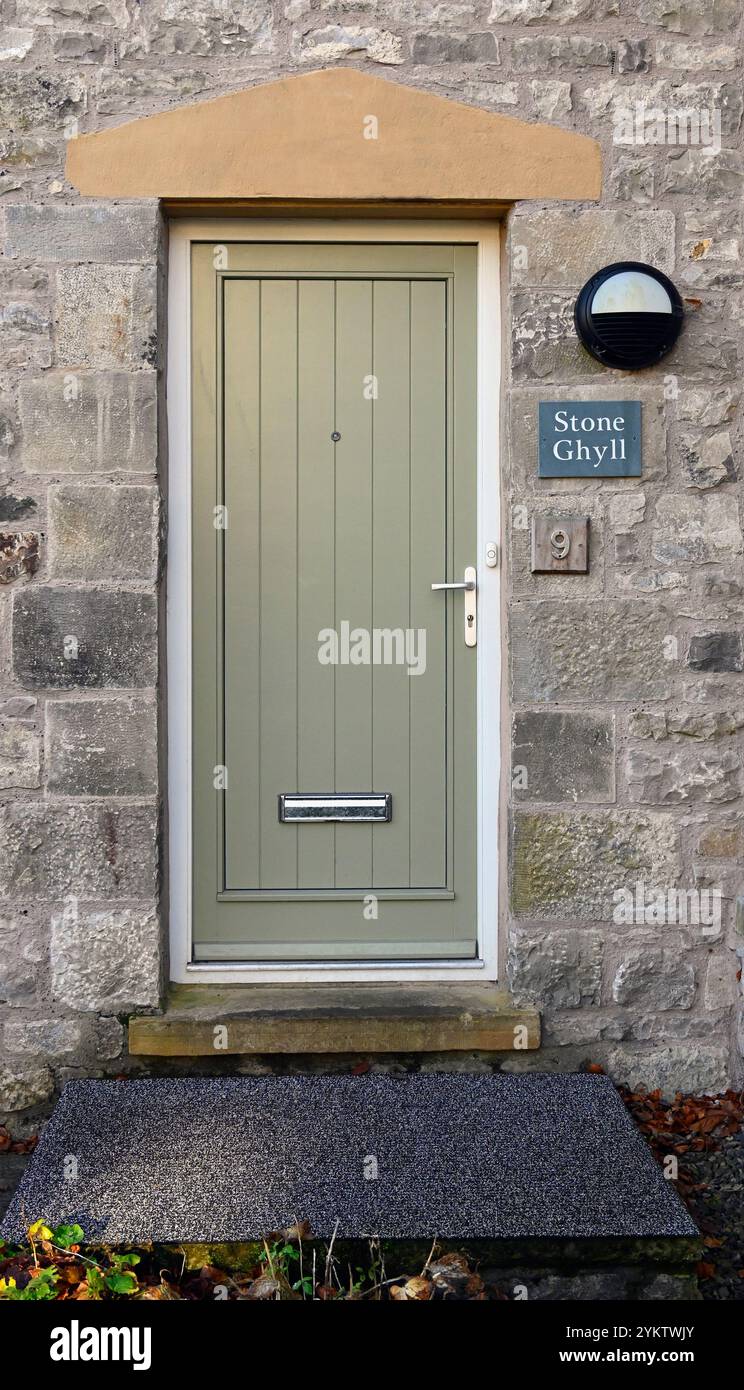 Nome della casa. Stone Ghyll, 9 Ghyll Side, Kendal, Cumbria, Inghilterra, Regno Unito, Europa. Foto Stock