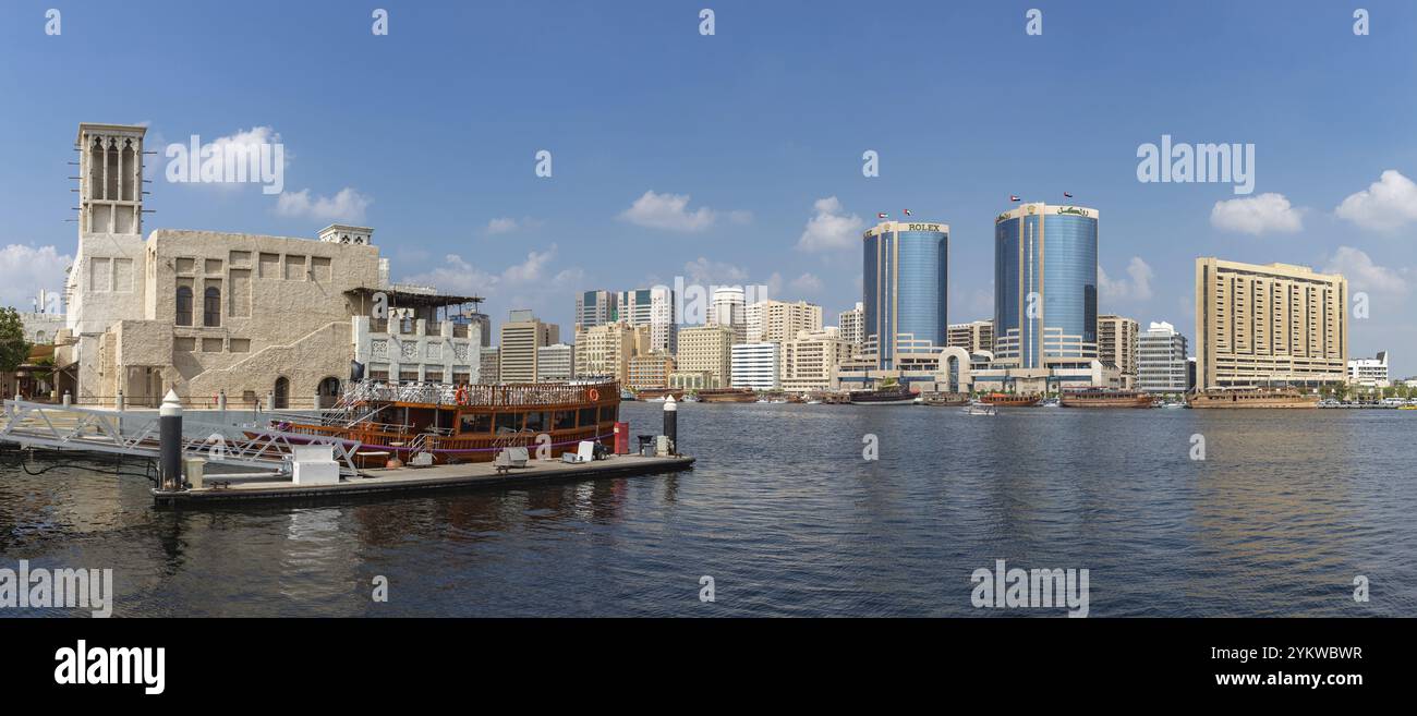 Una foto del lungomare di al Seef Foto Stock