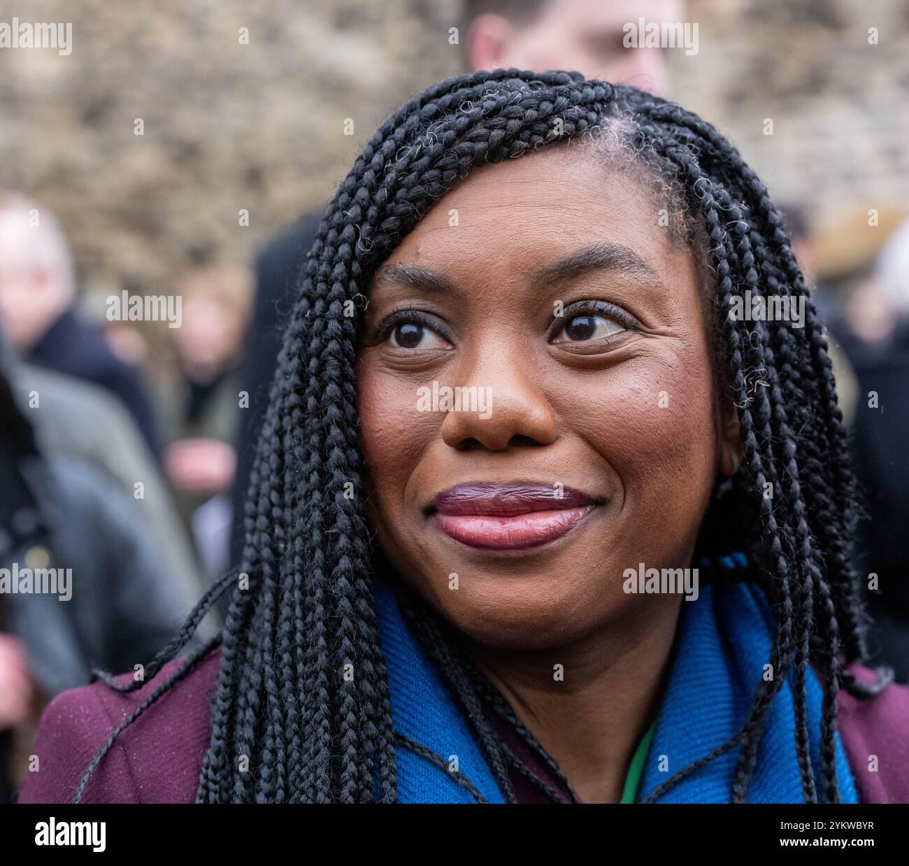 Londra, Regno Unito. 19 novembre 2024. Kemi Badenoch, leader del Partito Conservatore e membri del suo gabinetto ombra, ha incontrato gli agricoltori e i loro rappresentanti, a College Green, in vista della protesta anti-budget degli agricoltori a Whitehall Londra Kemi Badenoch, leader del Partito Conservatore Credit: Ian Davidson/Alamy Live News Foto Stock