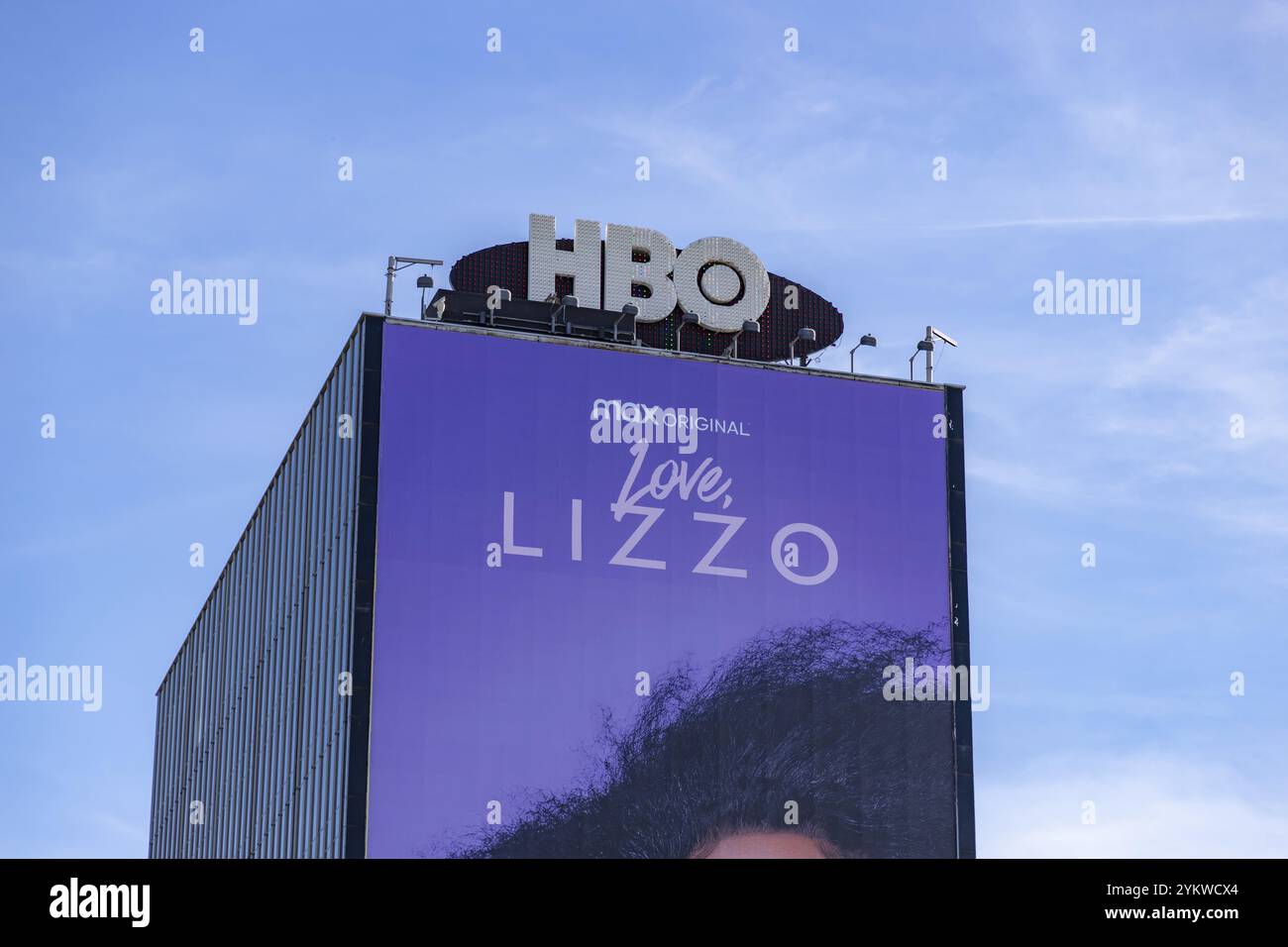 Una foto di un grande cartellone sullo spettacolo Love, Lizzo, su HBO Foto Stock