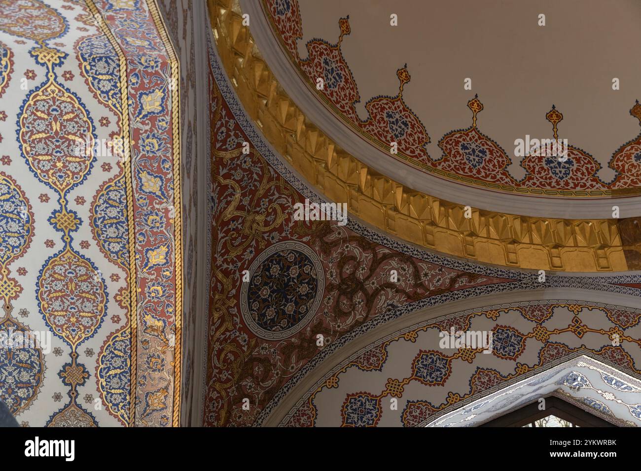 Una foto dell'interno del Consiglio Imperiale, parte del complesso del Palazzo Topkapi Foto Stock