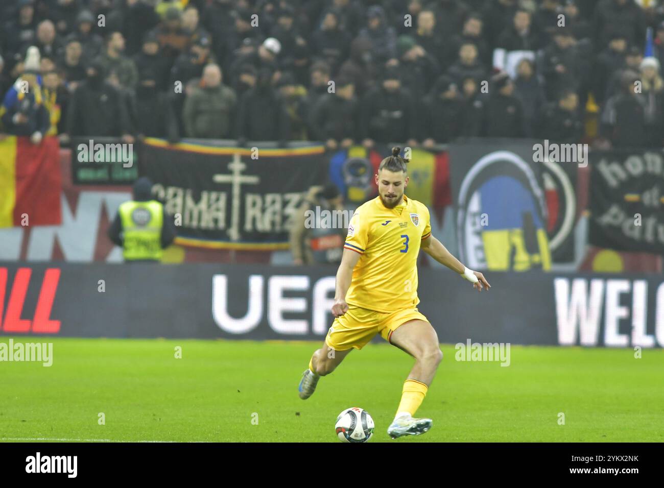 Radu Dragusin durante la partita della UEFA Nations League Romania vs Cipro , 18.11.2024 , Bucarest , Romania Foto Stock