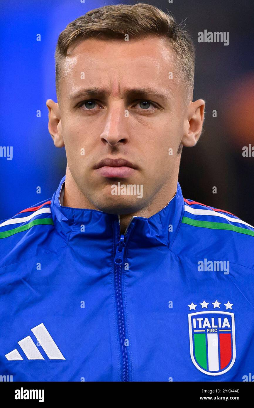 Davide Frattesi dell'Italia durante la partita di calcio della UEFA Nations League tra Italia e Francia allo stadio San Siro di Milano (Italia), 17 novembre 2024. Foto Stock