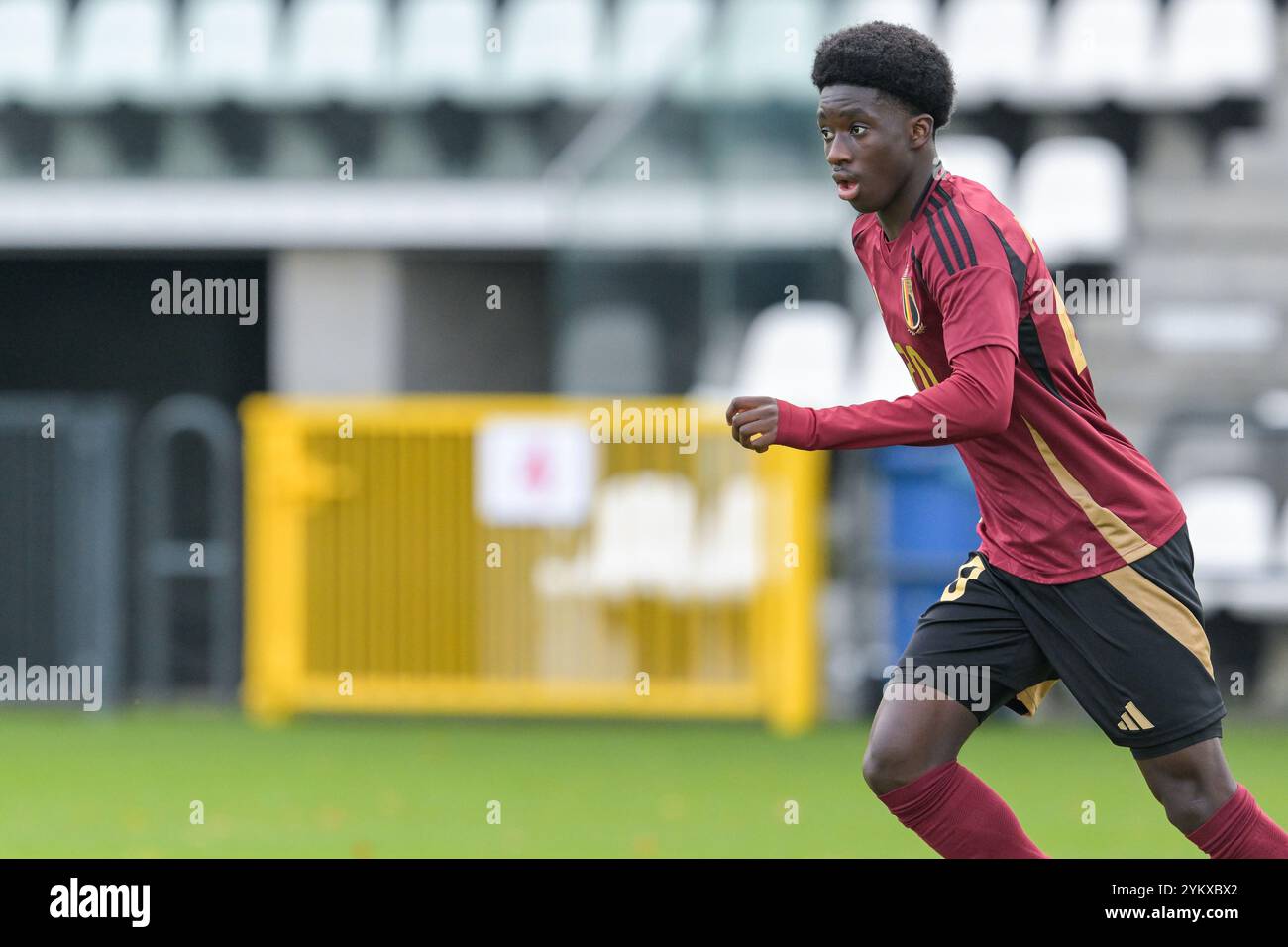 Tubeke, Belgio. 18/11/2024, Alì Camara (20) del Belgio nella foto di una partita amichevole tra le squadre nazionali U17 del Belgio e dell'Inghilterra, lunedì 18 novembre 2024 a Tubeke, Belgio. Crediti: Sportpix/Alamy Live News Foto Stock