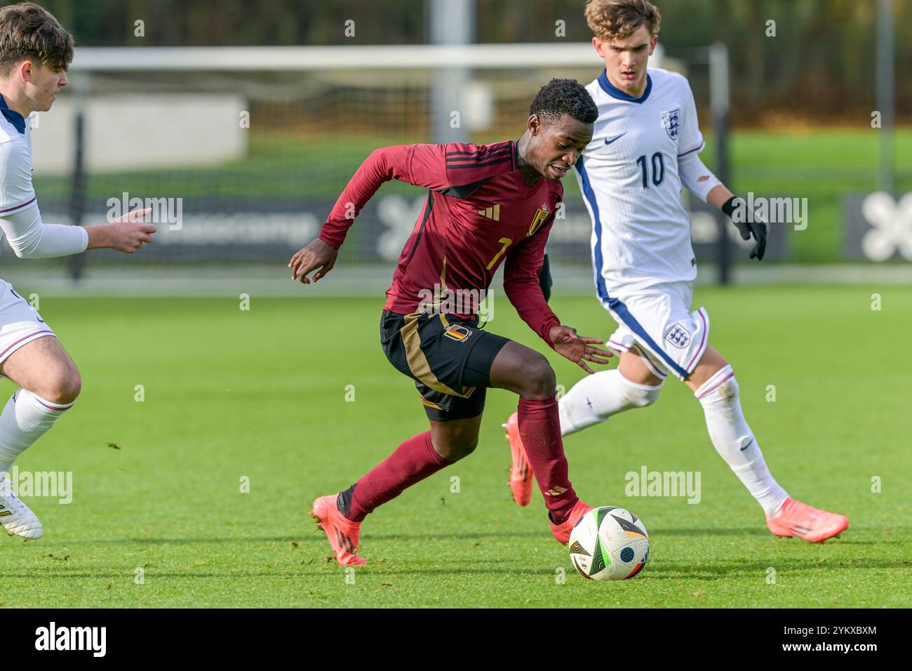 Tubeke, Belgio. 18/11/2024, Pedro da Silva Jessi (7) del Belgio nella foto di una partita amichevole tra le nazionali U17 del Belgio e dell'Inghilterra, lunedì 18 novembre 2024 a Tubeke, Belgio. Crediti: Sportpix/Alamy Live News Foto Stock