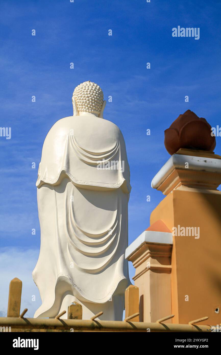 Vinh Trang Pagoda, una famosa destinazione a My Tho, Tien Giang, Vietnam Foto Stock