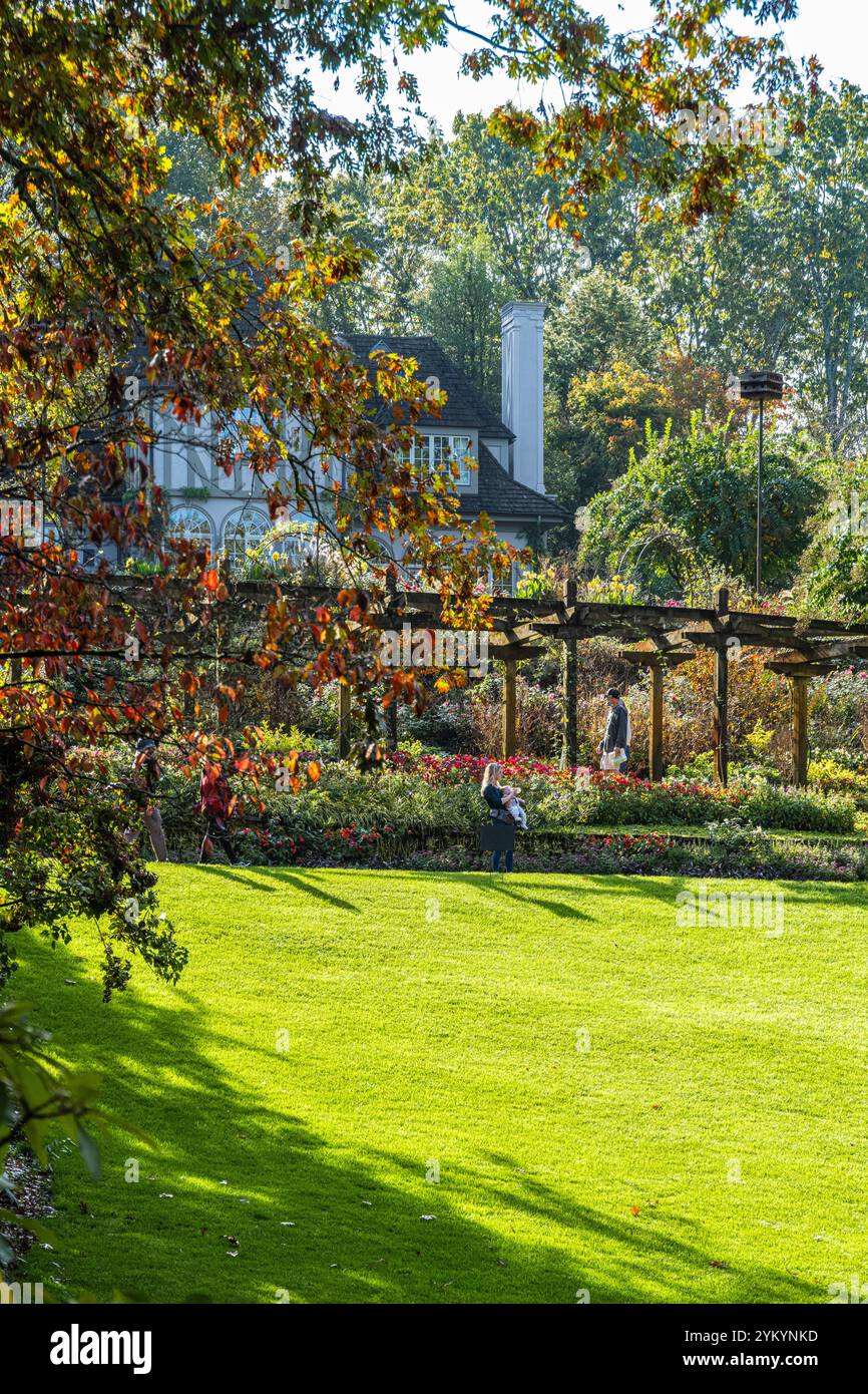 Giardini terrazzati presso la Gibbs Gardens Manor House a Ball Ground, Georgia, a nord di Atlanta. (USA) Foto Stock