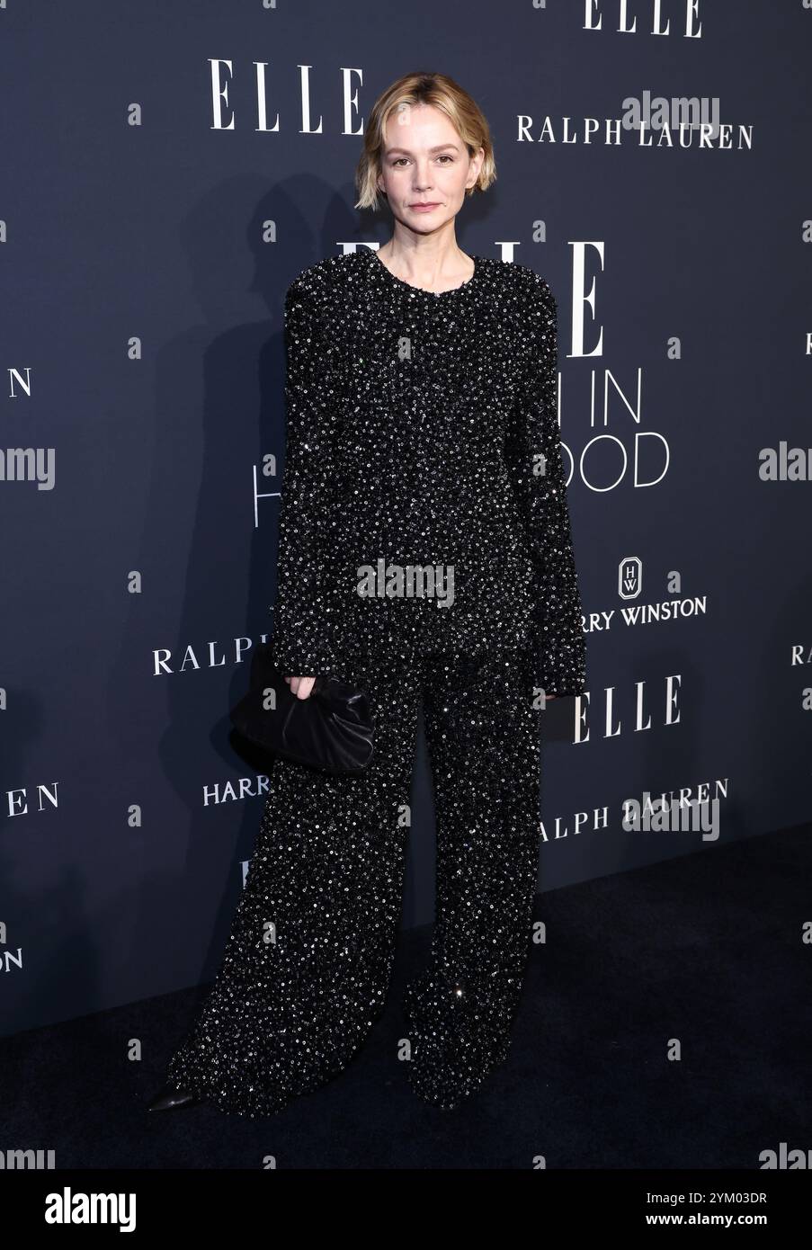 Los Angeles, Stati Uniti. 19 novembre 2024. Carey Mulligan arriva alla ELLE's Women in Hollywood Celebration tenutasi al Four Seasons Hotel di Los Angeles a Beverly Hills il 19 novembre 2024 a Los Angeles, CA. © Mark Von Holden/ Credit: AFF/Alamy Live News Foto Stock