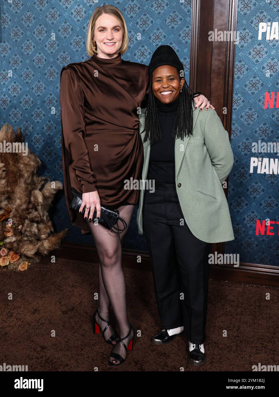 HOLLYWOOD, LOS ANGELES, CALIFORNIA, Stati Uniti - 19 NOVEMBRE: Colleen Washington e Katia Washington arrivano alla premiere di Los Angeles di "The piano Lesson" di Netflix, tenutasi all'Egyptian Theatre Hollywood il 19 novembre 2024 a Hollywood, Los Angeles, California, Stati Uniti. (Foto di Xavier Collin/Image Press Agency) Foto Stock