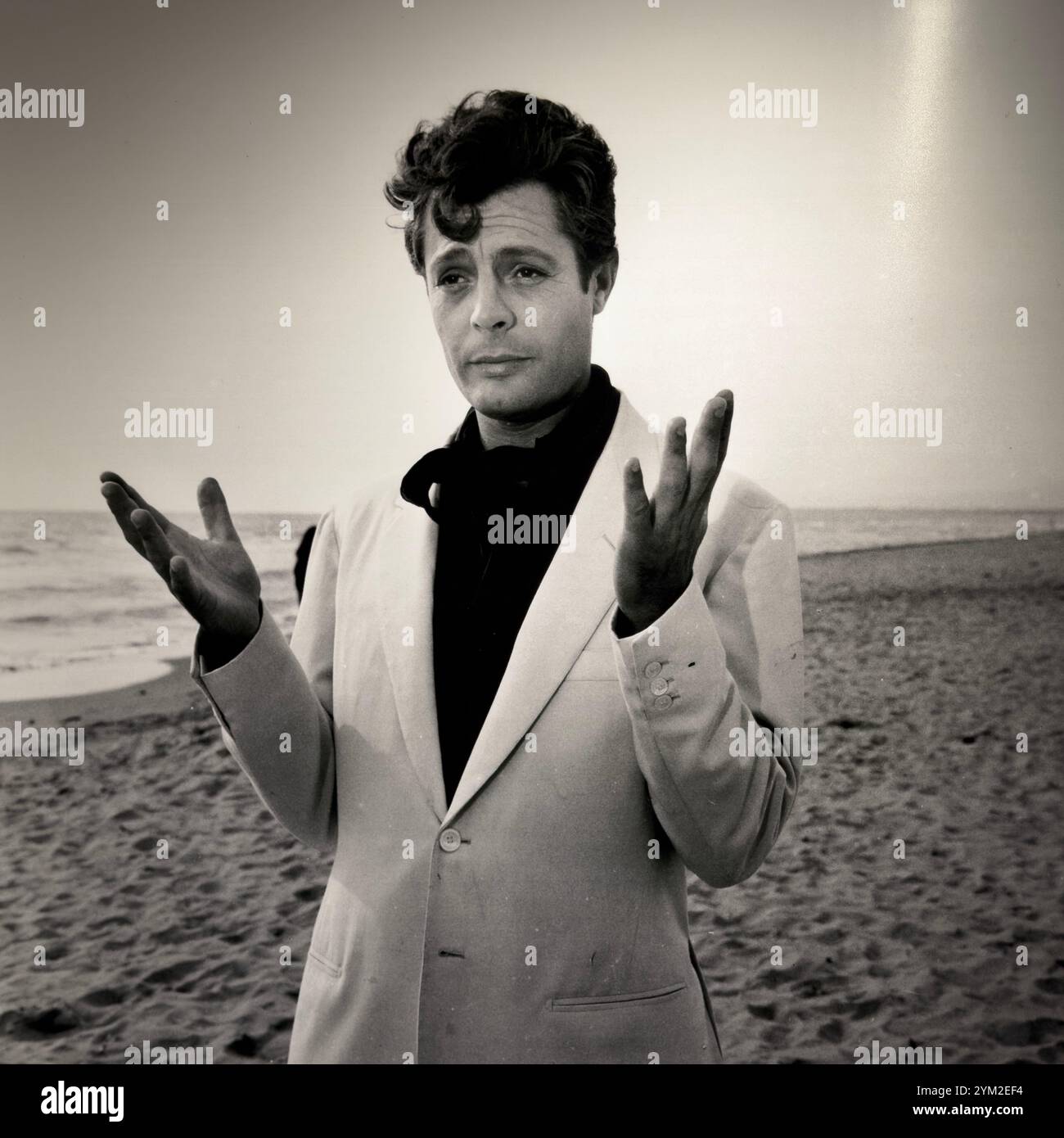 Marcello Mastroianni sul set del film di Federico Fellini la Dolce vita, 1960 Foto Stock