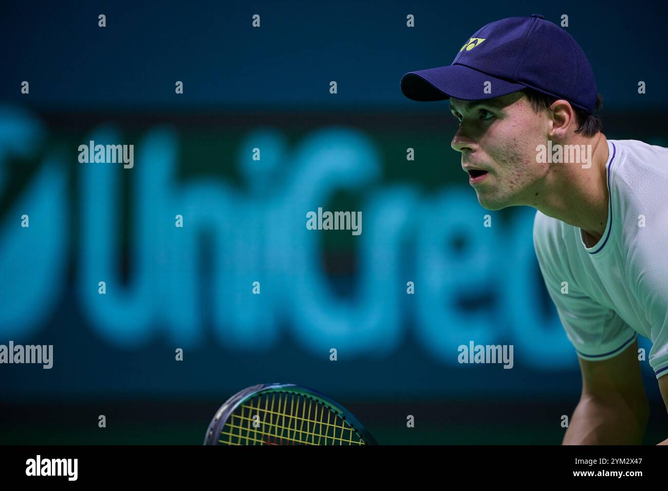 Malaga, Spagna. 20 novembre 2024. Daniel Altmaier, squadra tedesca vista in azione contro Gabriel Diallo del Canada (non in View) durante i quarti di finale di Coppa Davis Final 8 Singles match 1 alla Martin Carpena Arena. Daniel Altmaier ha vinto per 7/6, 6/4 (foto di Vicente Vidal Fernandez/SOPA Images/Sipa USA) credito: SIPA USA/Alamy Live News Foto Stock