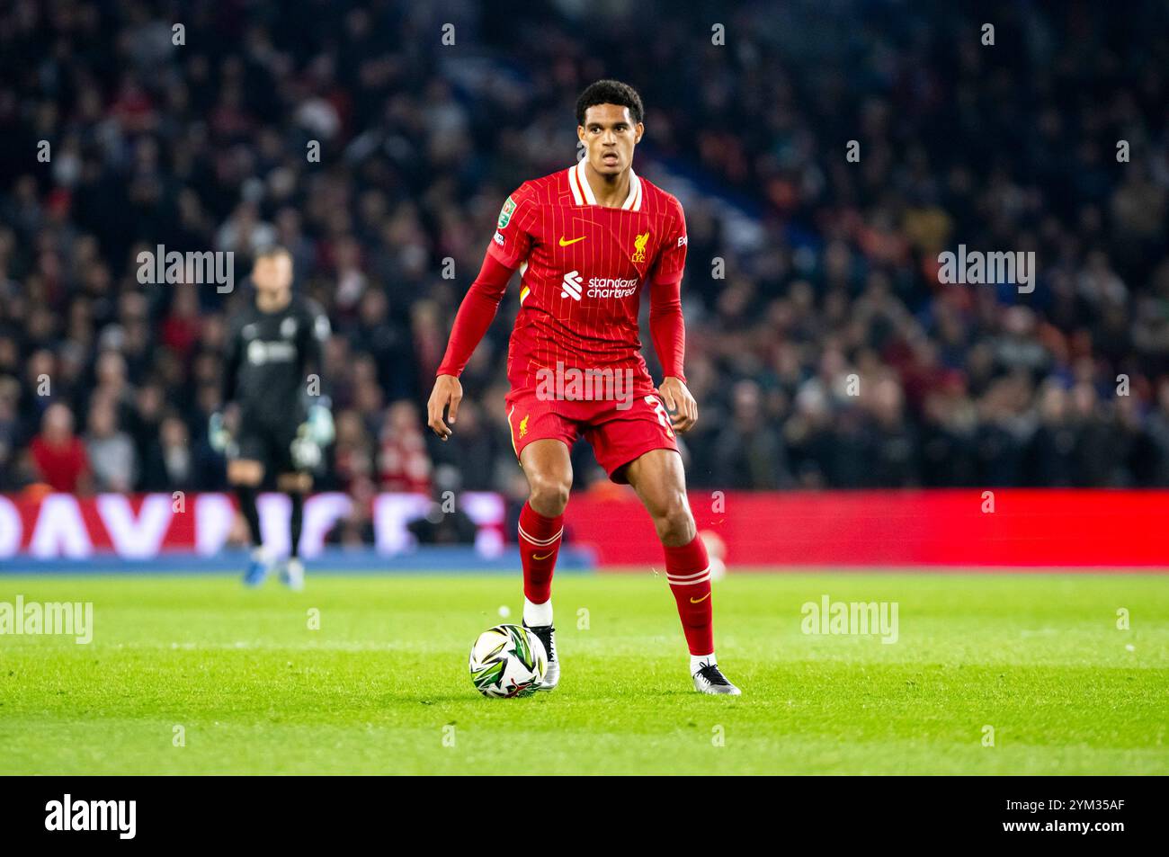 EFL Carabao Cup pareggio tra Brighton e Hove Albion e Liverpool all'American Express Stadium di Brighton, Regno Unito - 30 ottobre 2024 - Jarell Quansah di Liverpool in azione durante la partita solo per uso editoriale. Niente merchandising. Per le immagini di calcio si applicano restrizioni fa e Premier League inc. Non è consentito l'utilizzo di Internet/dispositivi mobili senza licenza FAPL. Per ulteriori dettagli, contattare Football Dataco Foto Stock